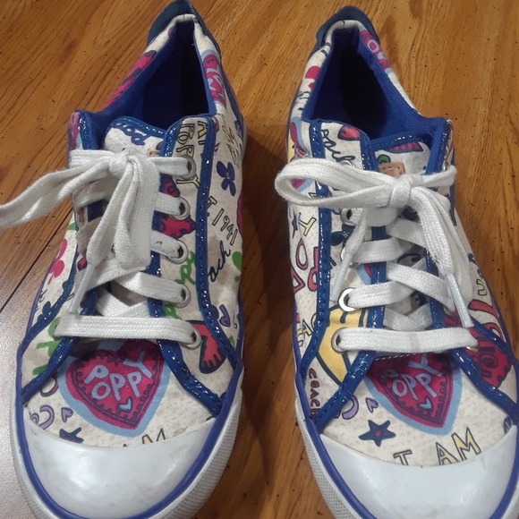 Size 7 1/2 Coach Low Tops - Picture 1 of 4